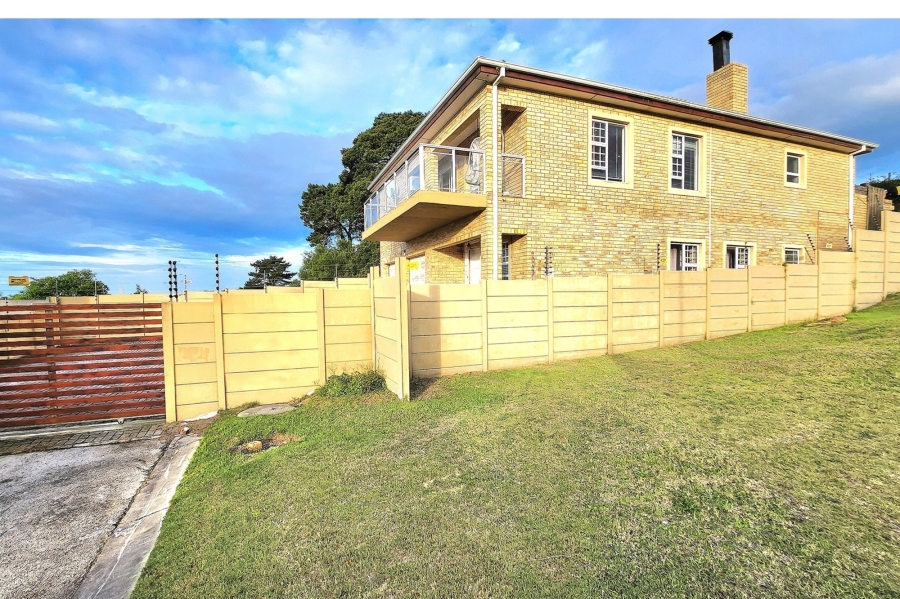 3 Bedroom Property for Sale in Lorraine Eastern Cape